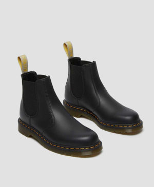 Dr. Martens – Vegan 2976 Chelsea Boots