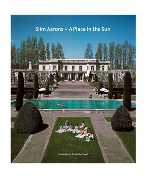 Slim Aarons: A Place in the Sun